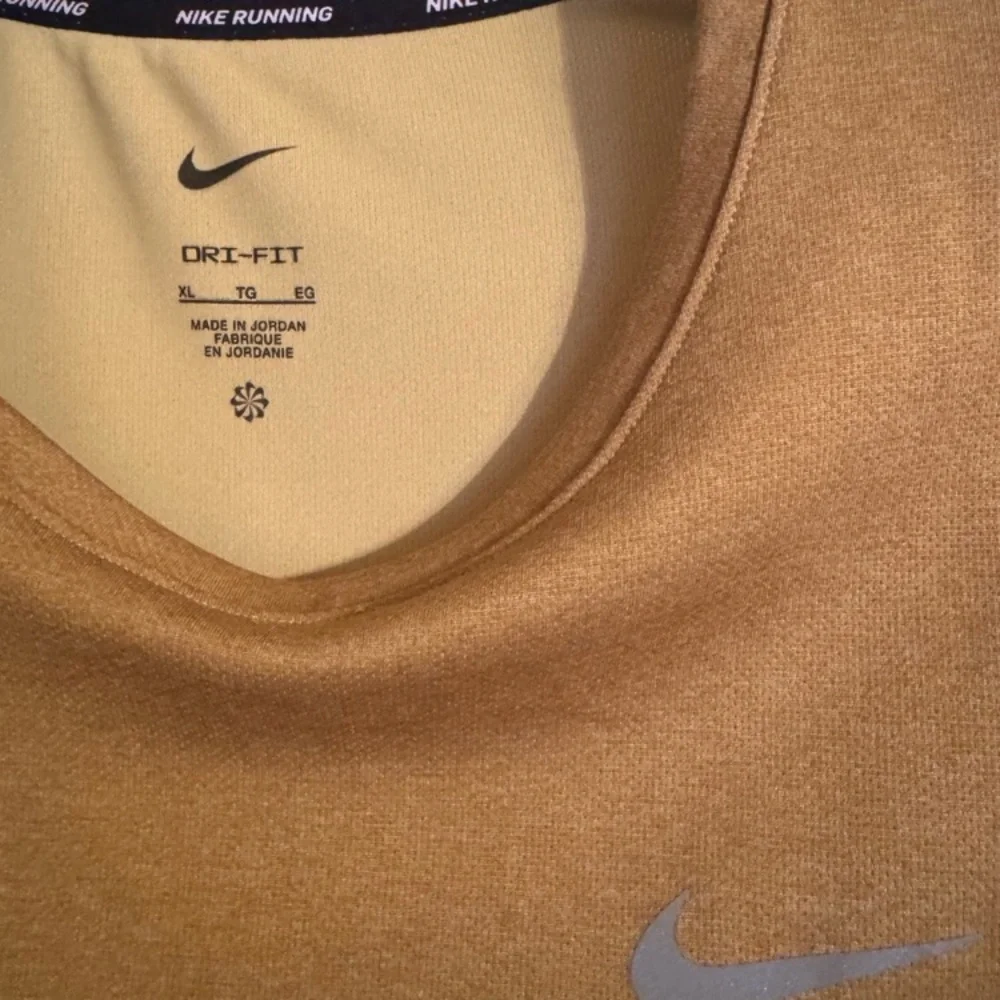 Nike Men's Mustard brownish Short Sleeve Tee